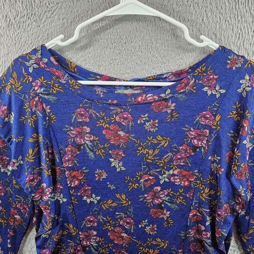 Free People‎ Top Women Medium Floral Print Ruffle Stretch Cut Back Red Blue